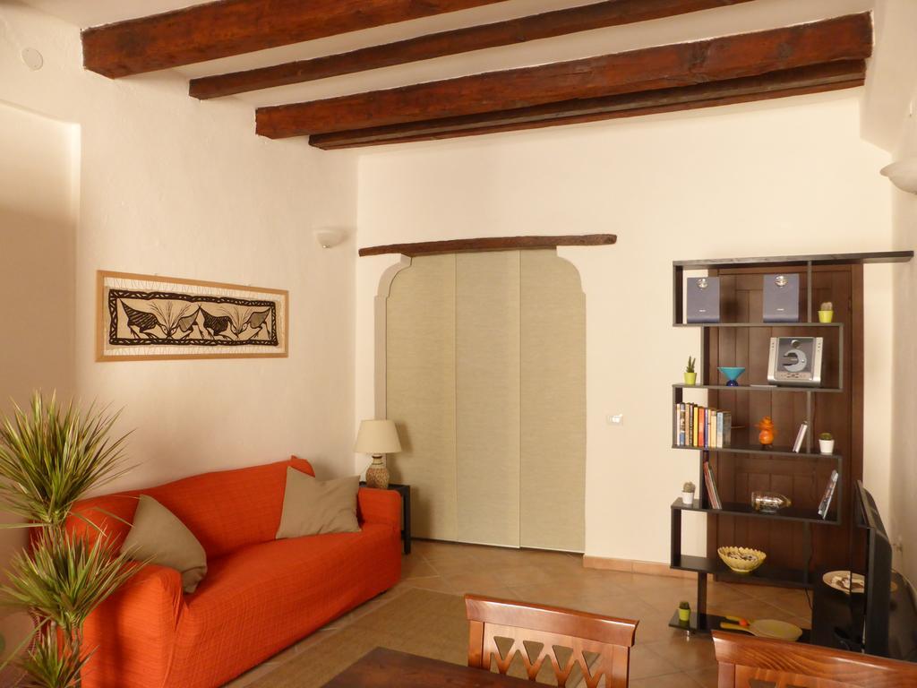 Old Town Apartment Алгеро Екстериор снимка
